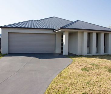 Four Bedroom Home - Photo 4