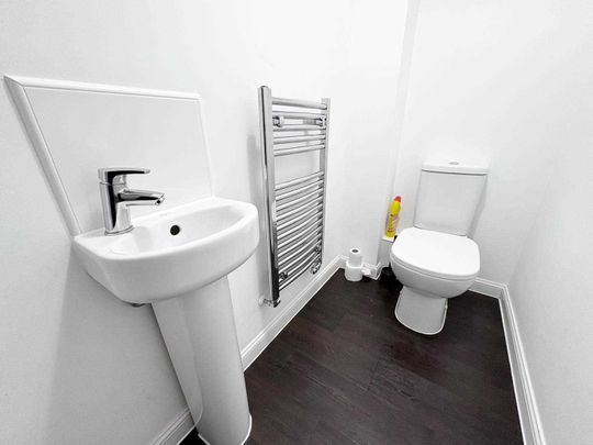 Maygreen Avenue, Cotgrave, Nottingham - Photo 1