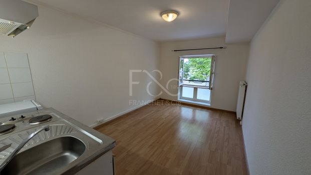 T2 33m² - Rue Jean Jaurès GENAS - Photo 1