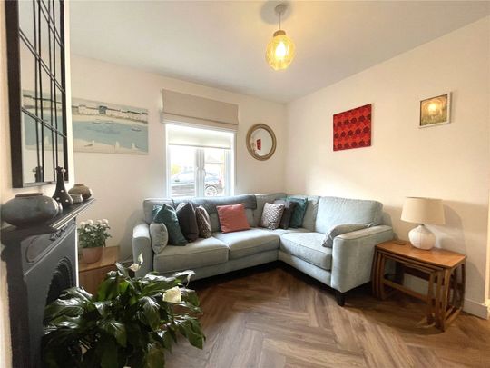 South Street, Farnborough, Hampshire, GU14 - Photo 1