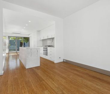 141 Mitchell Road, Alexandria NSW 2015 - House For Rent | Domain - Photo 2