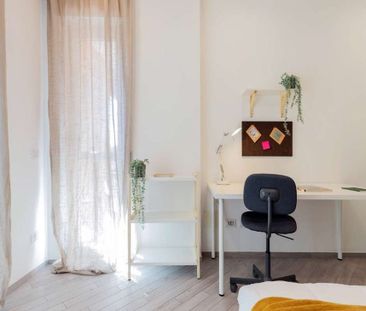 Via Francesco Buonamici, Rome, Lazio 00173 - Photo 5