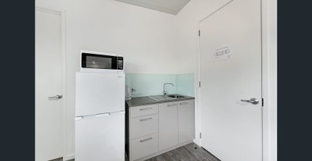 Modern Living Offering Security & Convenience - Photo 3