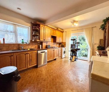 2 bedroom maisonette to rent - Photo 4