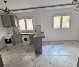 Studio/Γκαρσονιέρα για ενοικίαση - Χαριλάου, - Φωτογραφία 6