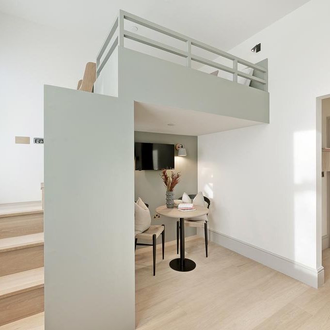 Studio to rent - Photo 1