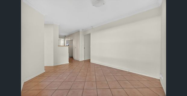 Light & Leafy Villa Bedford - Photo 1