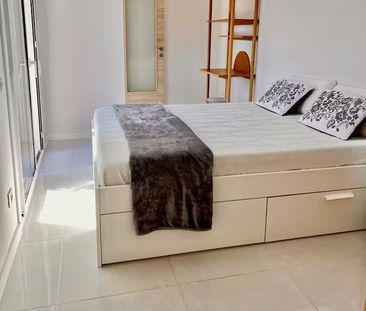 Avinguda del Cardenal Vidal i Barraquer, Barcelona, Catalonia 08035 - Photo 4