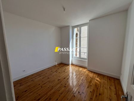 Location Appartement 3 pièces 65m² - Photo 3