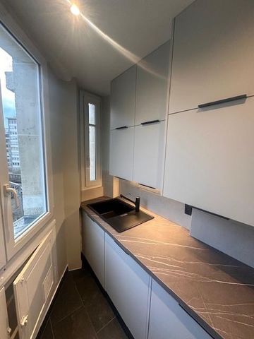 Paris XVème, Métro Bir Hakeim, Grand 3 Pièces de 79,40m² - Photo 5