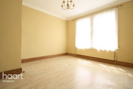 3 bedroom detached house to rent - Photo 3