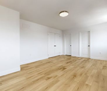 For Lease - 25 Bache Avenue Unit# Upper Level & main level, Georgin... - Photo 2