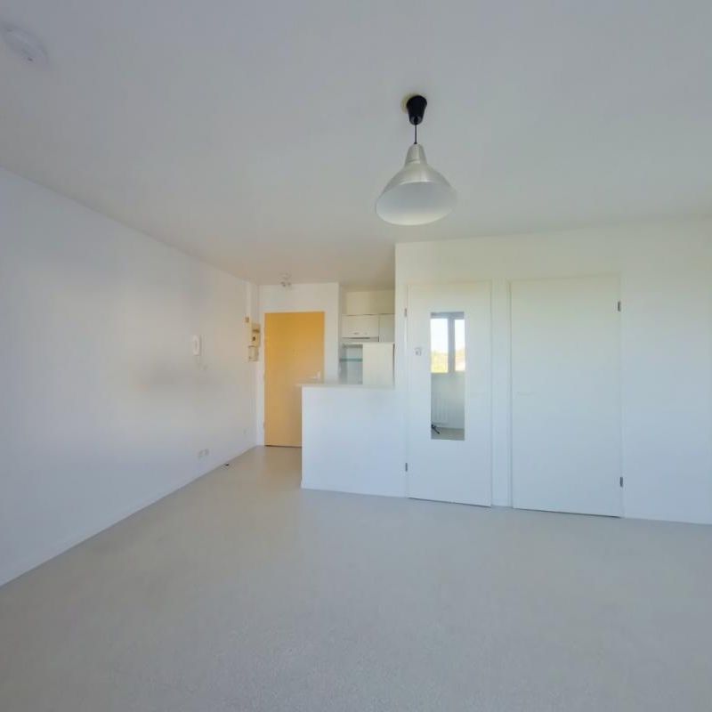 Location Appartement 1 pièce 23m² POITIERS 86000 - Photo 1
