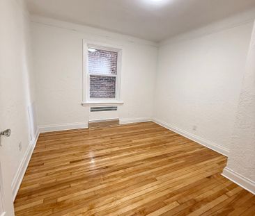For Lease - 235 Cooper Street Unit# 2, Ottawa Centre, Ontario - Photo 2