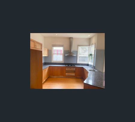 38 Wheeler Street, McKinnon, Vic 3204 - Photo 4