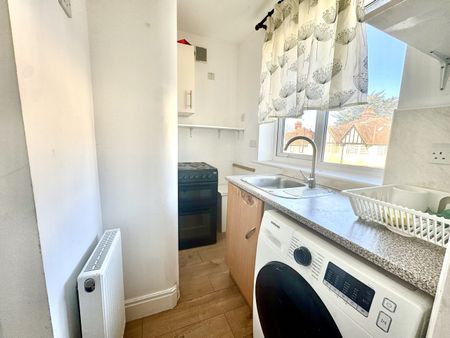 Heathfield Gardens, Brent Cross, NW11 - Photo 3