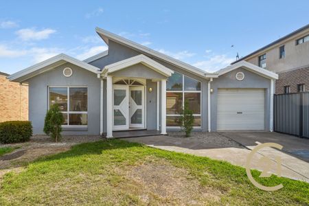 Perfect Family Home&excl; - Photo 3
