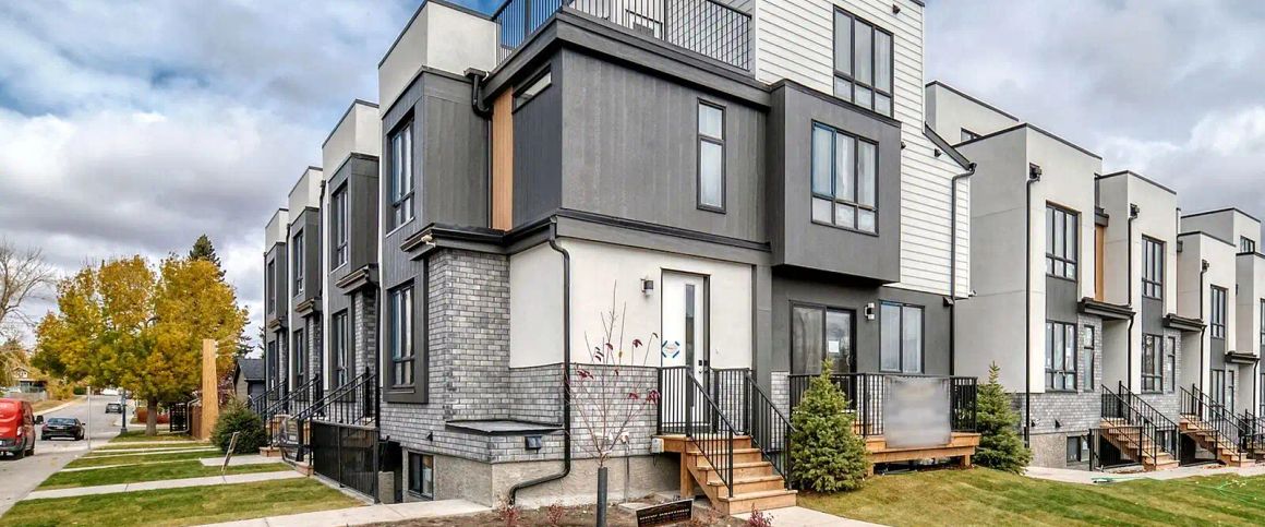 BRAND NEW RENTAL HOMES IN BANFF TRAIL — 3 Bedrooms Townhouse - Photo 1