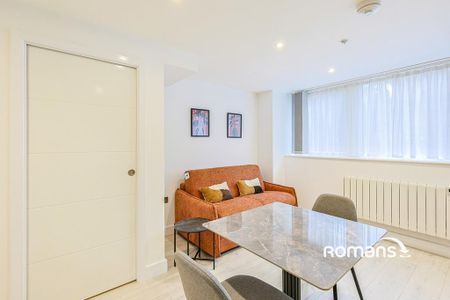 1 bedroom flat to rent - Photo 2