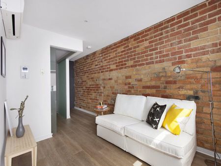Stylish Apartment in a Lifestyle Location! - Photo 4
