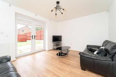 2 Bed Semi-Detached House, Lawnswood Road, M12 - Photo 2