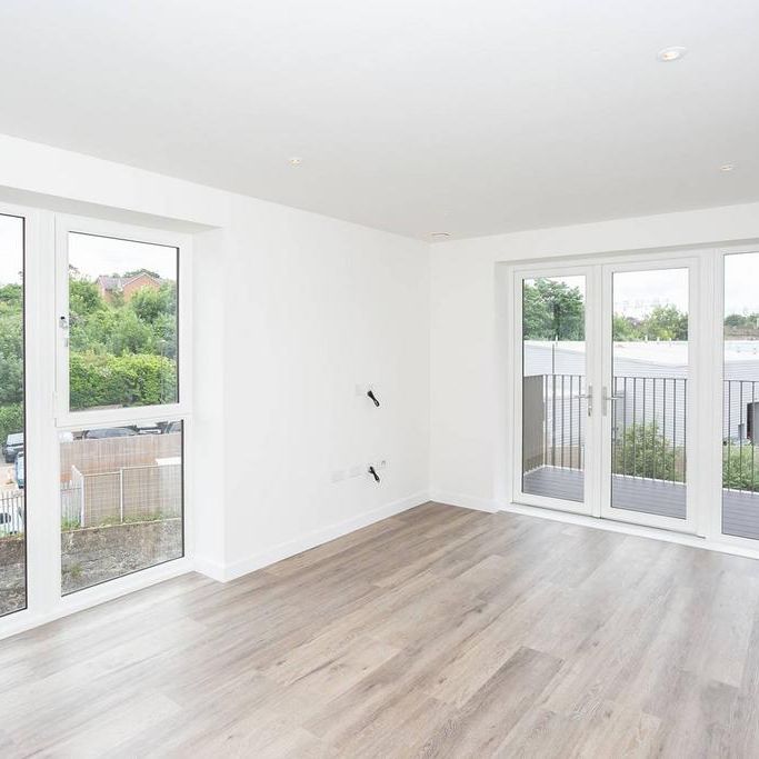 2 bedroom flat to rent - Photo 1