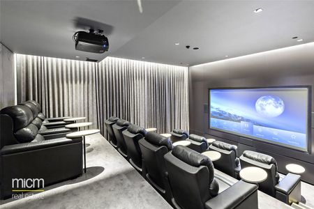 7203/70 Southbank Boulevard - Photo 2