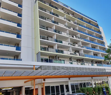 Stylish One-Bedroom Apartment in the Heart of Darwin City - Photo 5