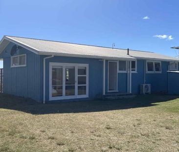 Short term beach front living - Photo 4