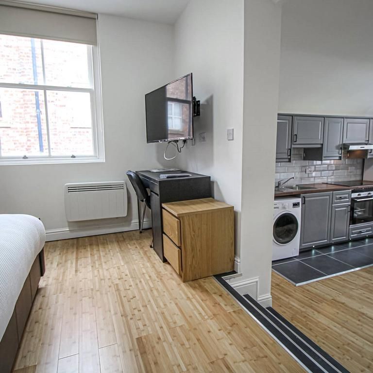 Studio to rent - Photo 1