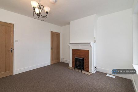 3 bedroom terraced house to rent - Photo 2