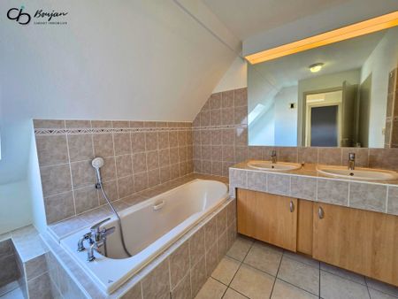 Location Appartement 5 pièces 115m² STRASBOURG 67200 - Photo 3