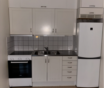 Hallevadsvägen 7B - Photo 1