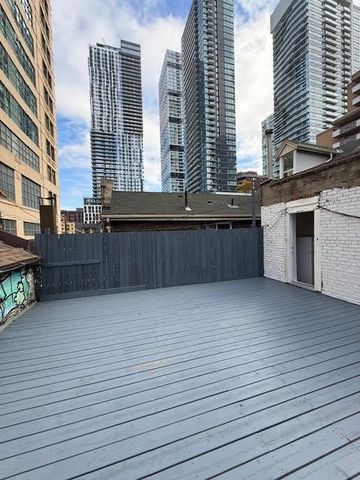 For Lease - 132 Dundas Street Unit# Upper, Toronto, Ontario - Photo 3