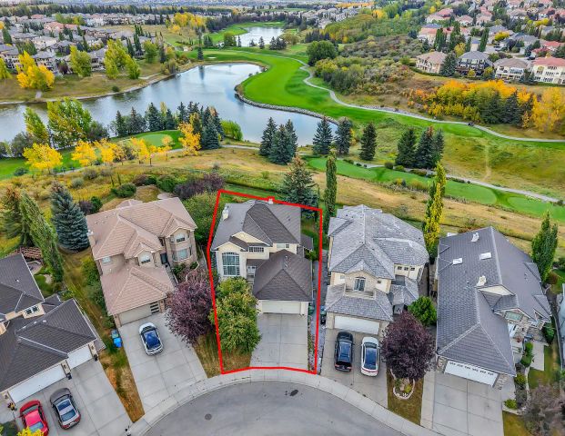 NW CITADEL Executive 5-Bedroom Home with Golf Course/Lake Views (Semi-Furnished) — 5 Bedrooms House - Photo 1