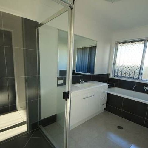 9 Staten Street, North Lakes QLD 4509 - House For Rent - $620 | Domain - Photo 1