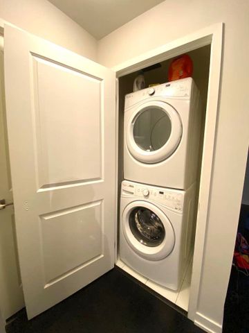 For Lease - 4011 Brickstone Mews Unit# 3203, Mississauga, Ontario - Photo 5