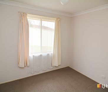 3 BEDROOM FAMILY HOME - Photo 3