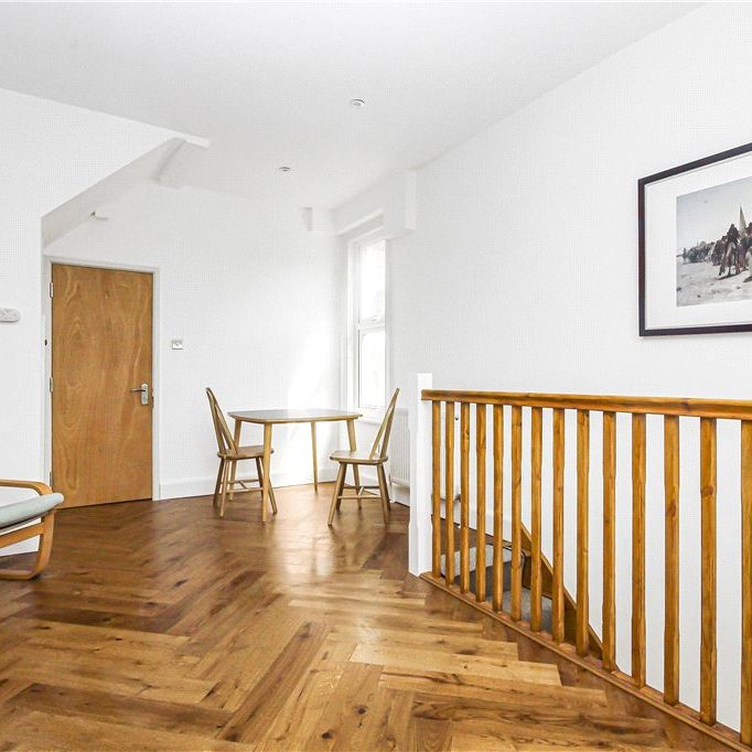 Wavertree Road, London, SW2 3SS - Photo 1