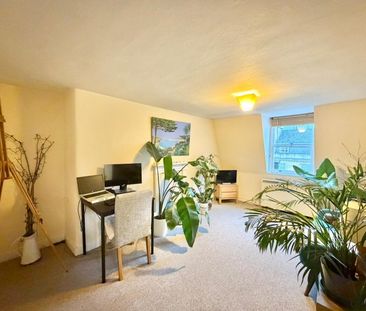 Russell Street, Bath - Photo 1