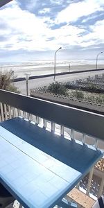 A LOUER T1 BIS MEUBLE PORT LA NOUVELLE - Photo 4