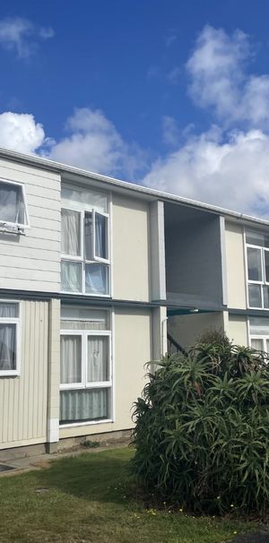 Cosy Bedsit - Photo 1