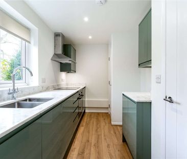 A newly renovated one bedroom apartment - Photo 3