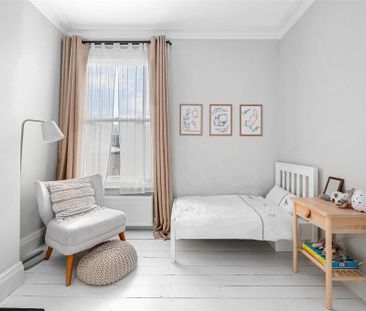 4 bedroom terraced house to rent - Photo 4