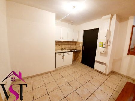 Location Appartement 1 pièce 32m² AUXONNE 21130 - Photo 4