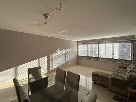 Apartamento com 3 quartos e 106m² para alugar em Bela Vista, Porto Alegre. - Photo 2