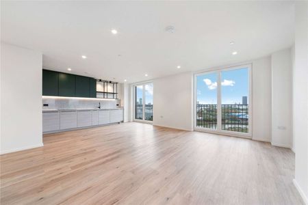 Step into the allure of this stunning two-bedroom, two-bathroom apartment, ideally situated within Barnacle House at Berkeley Homes' exciting new Heron Wharf development. - Photo 4