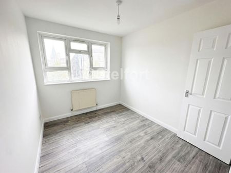 3 bedroom apartment to rent - Photo 3