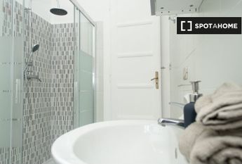 turin, Piedmont 10143