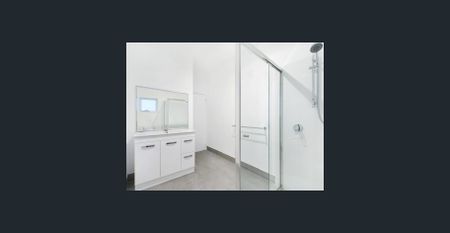 Modern 2-bedroom, 1-bathroom Duplex - Photo 2